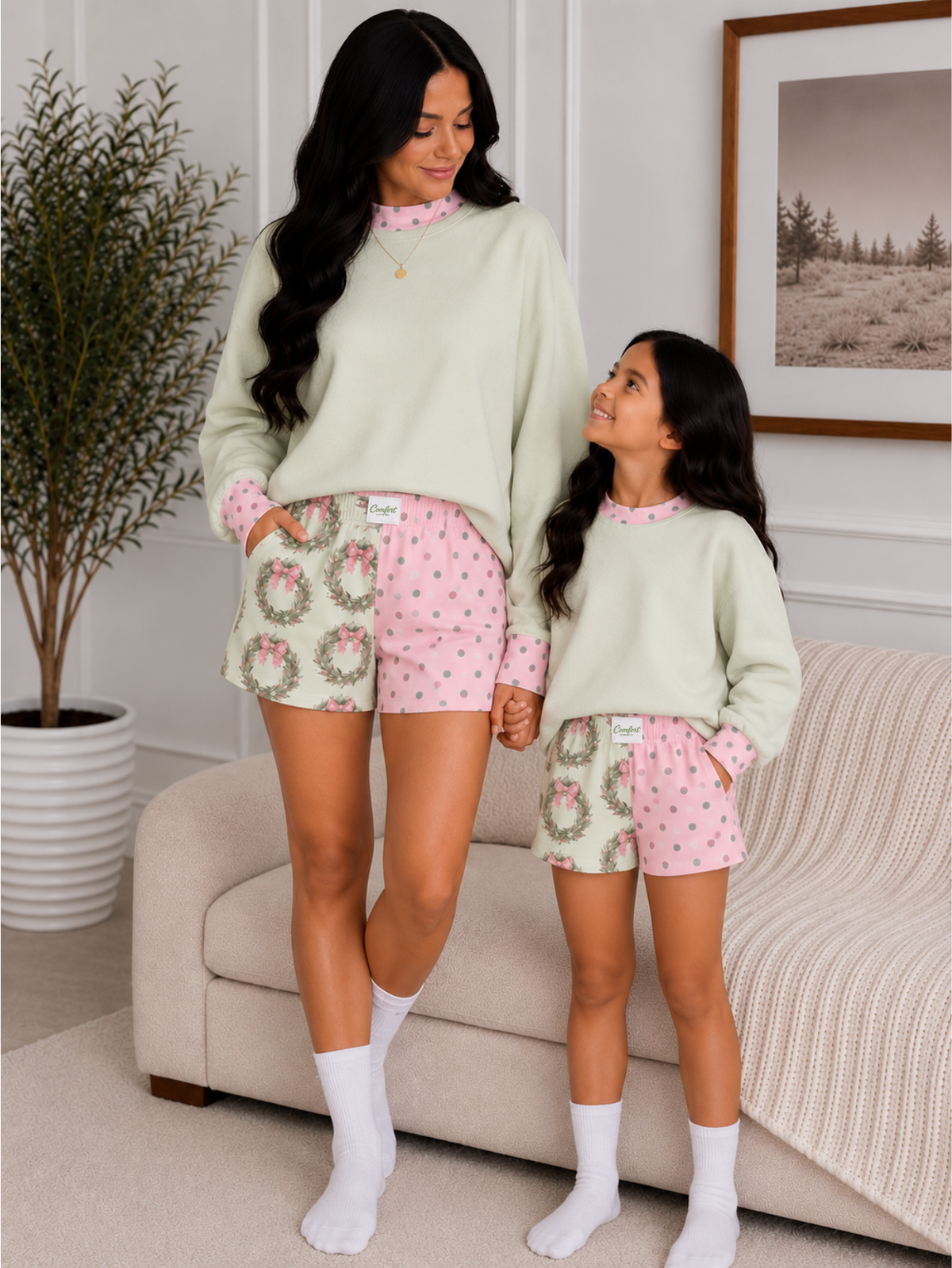Rosy Wreath Shorts (Mama & Mini)
