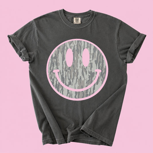 CAMO SMILEY TEE